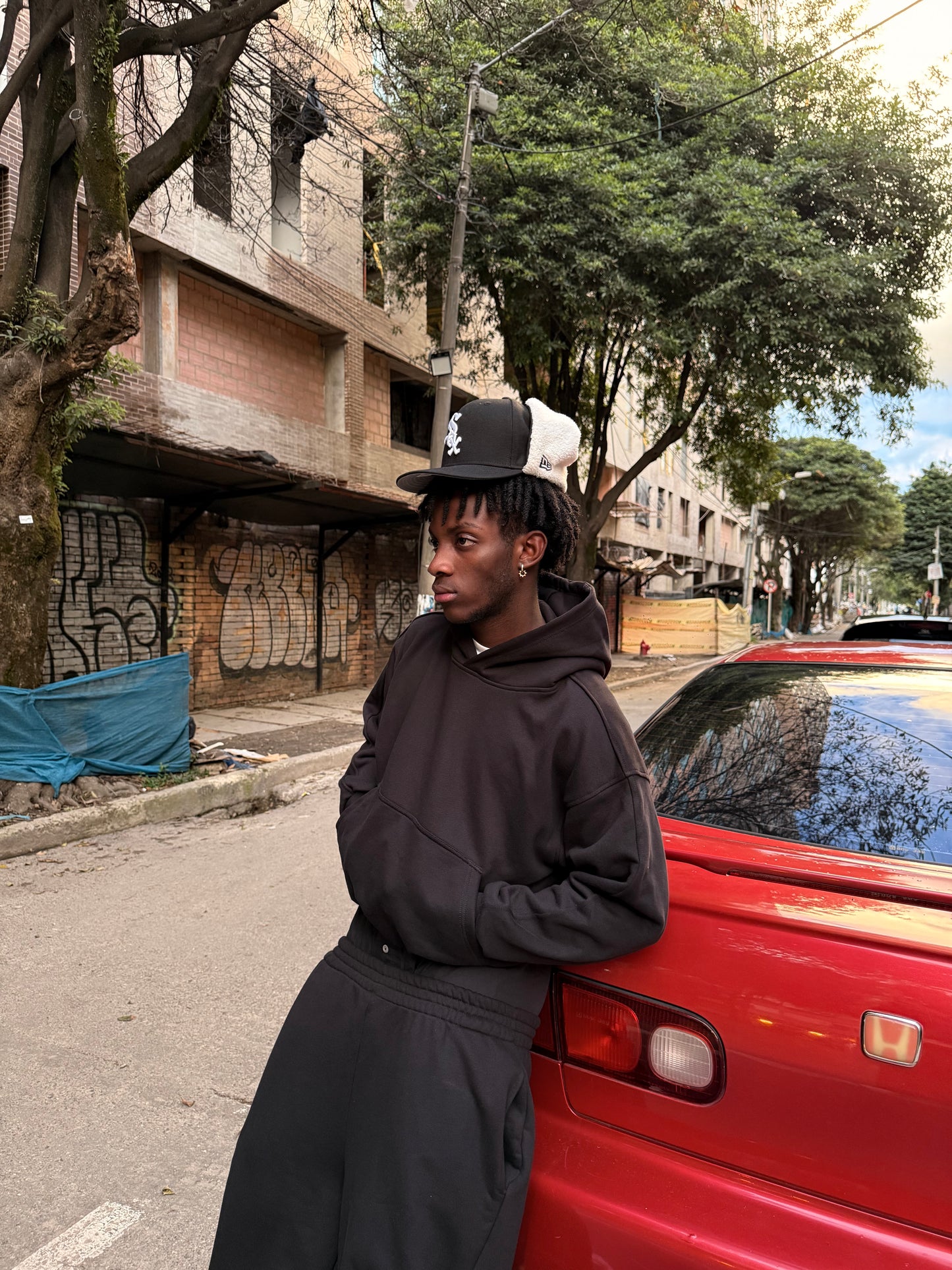 Comfy Hoodie - Negro